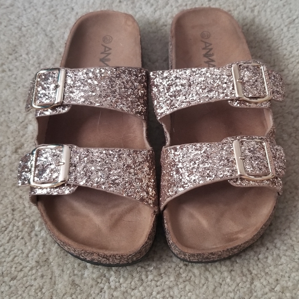 Gold glitter sandals